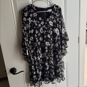 NWT Calvin Klein Monochrome Floral Dress